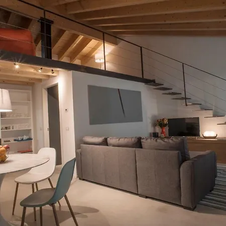 Altana Apartmán *
