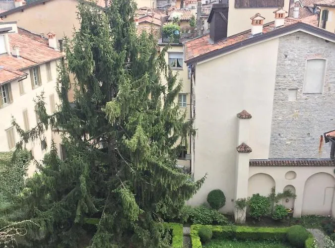 Altana Apartment Bergamo